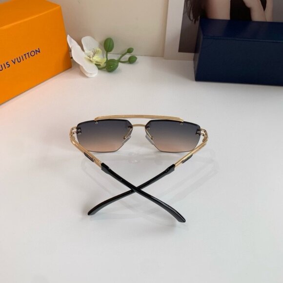 Louis Vuitton Trendsetting Gradient Sunglasses - Picture 7 of 7